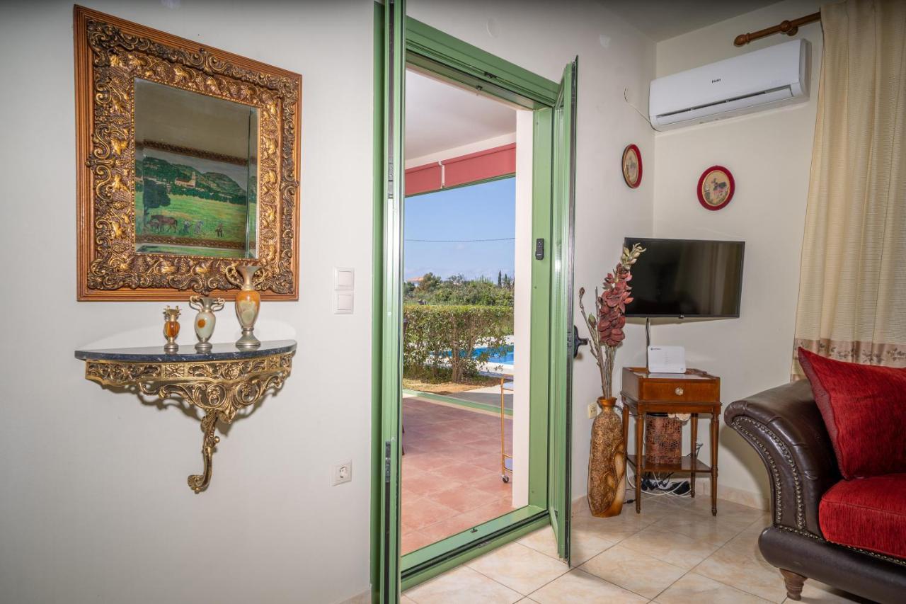 Monambeles Villas Свороната Екстер'єр фото
