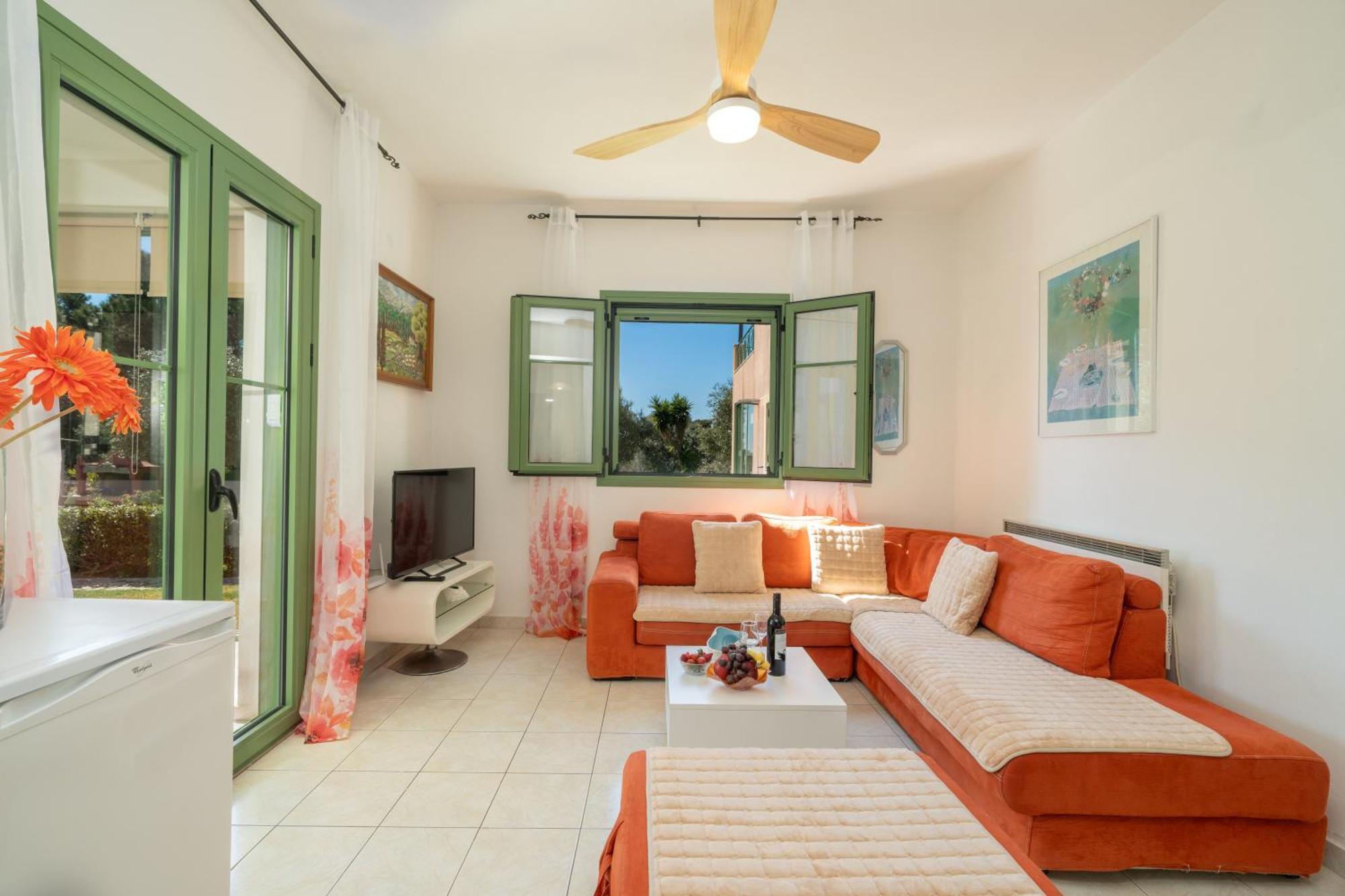 Monambeles Villas Свороната Екстер'єр фото