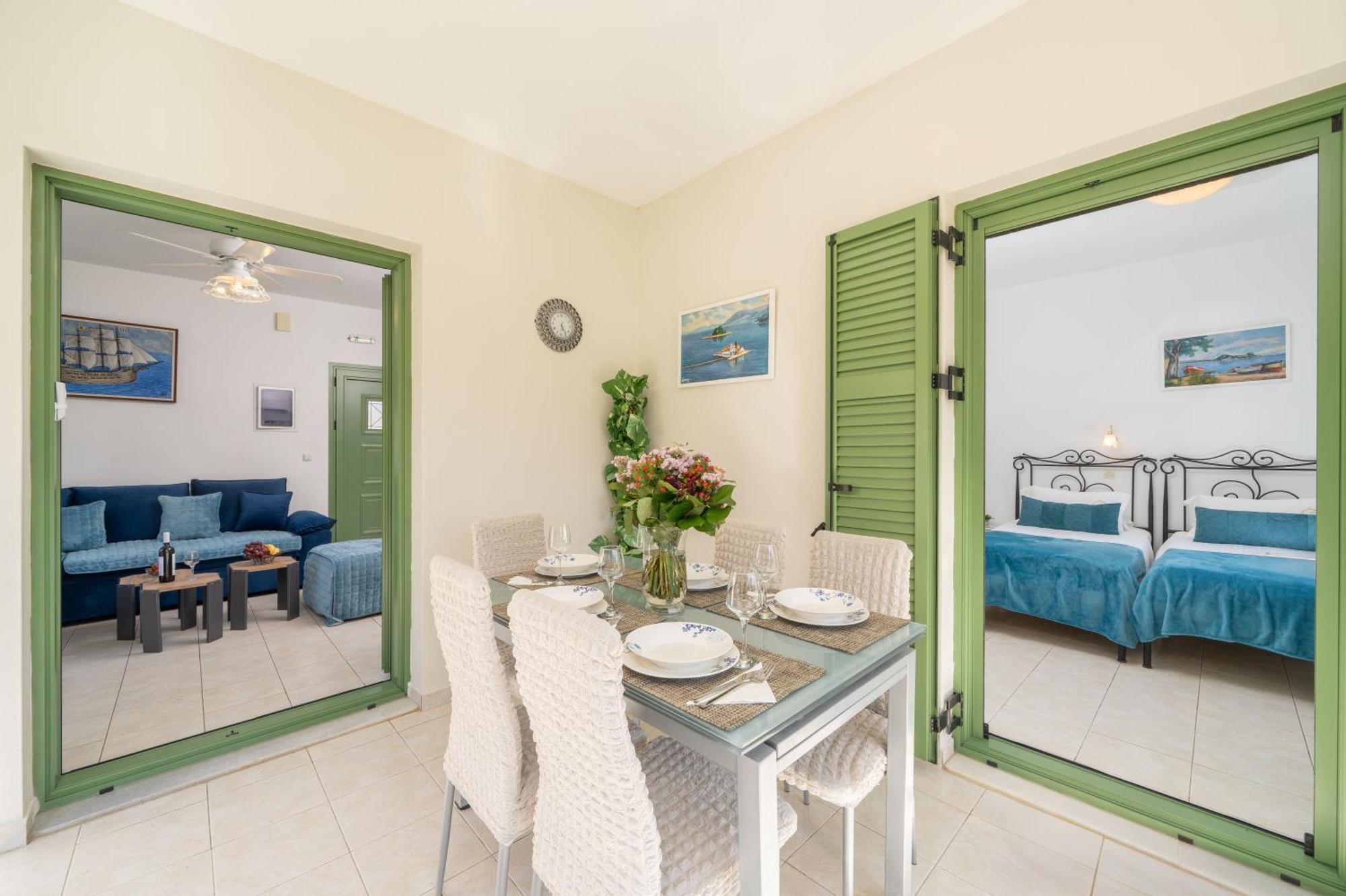 Monambeles Villas Свороната Екстер'єр фото